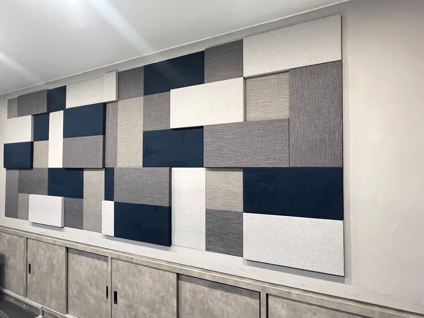 MicroDecor แผ่นดูดซับเสียงหุ้มผ้าสำหรับผนังตกแต่ง - Image 14